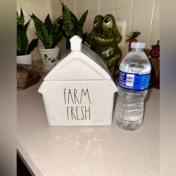 Rae Dunn “Farm Fresh” large jar.  Brand new. - Picture 9 of 9